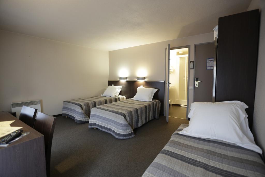 Hotel Au Petit Caporal Maisons-Alfort Bilik gambar