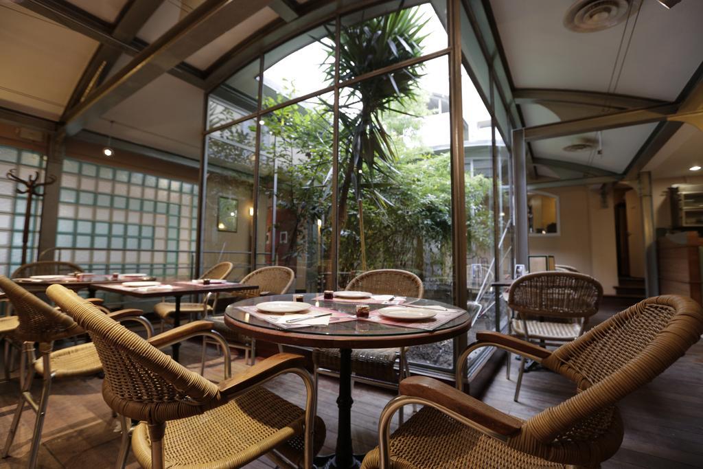 Hotel Au Petit Caporal Maisons-Alfort Luaran gambar