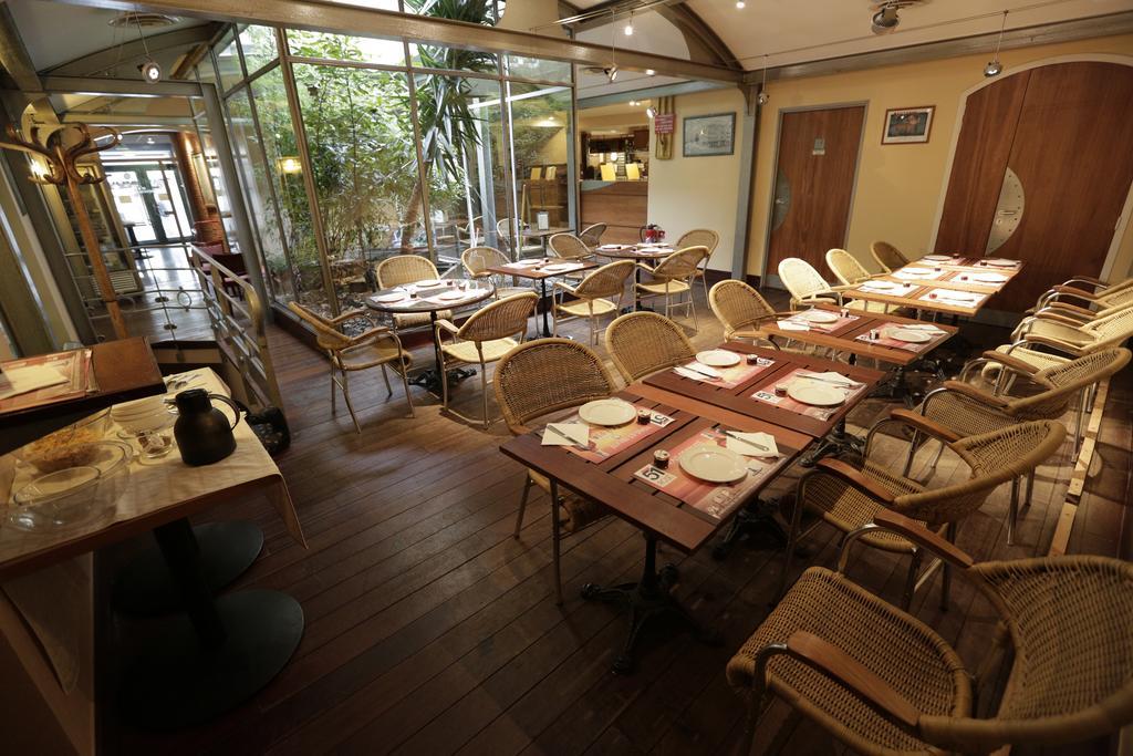 Hotel Au Petit Caporal Maisons-Alfort Luaran gambar