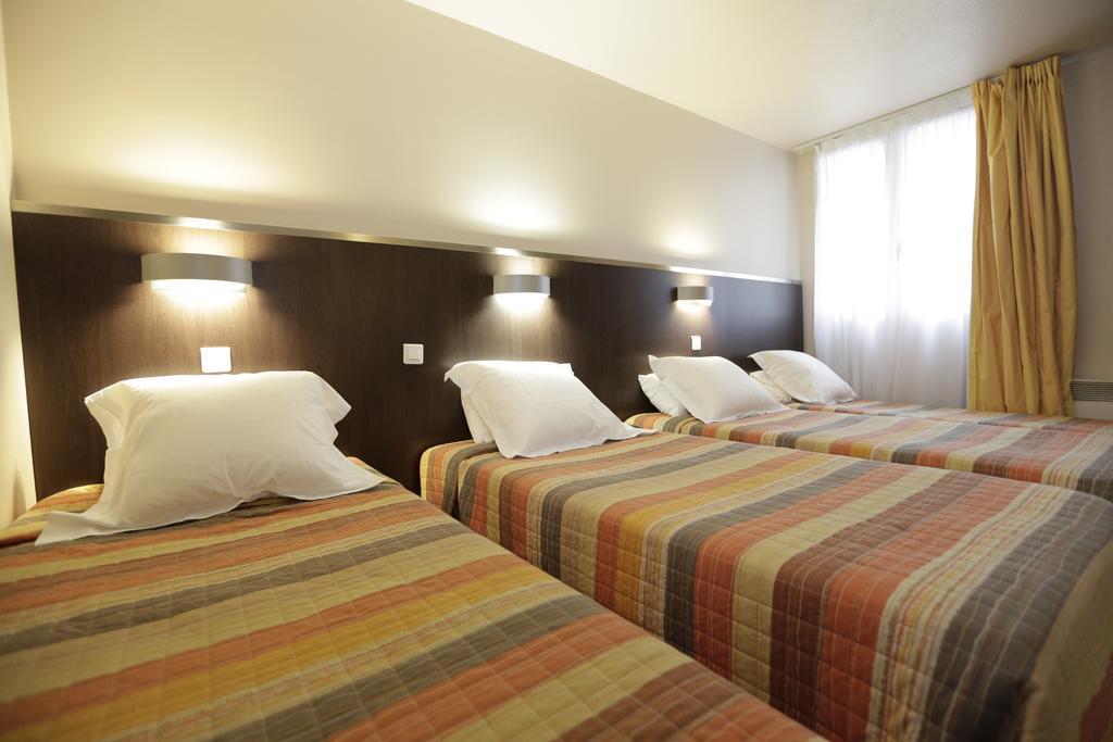 Hotel Au Petit Caporal Maisons-Alfort Luaran gambar